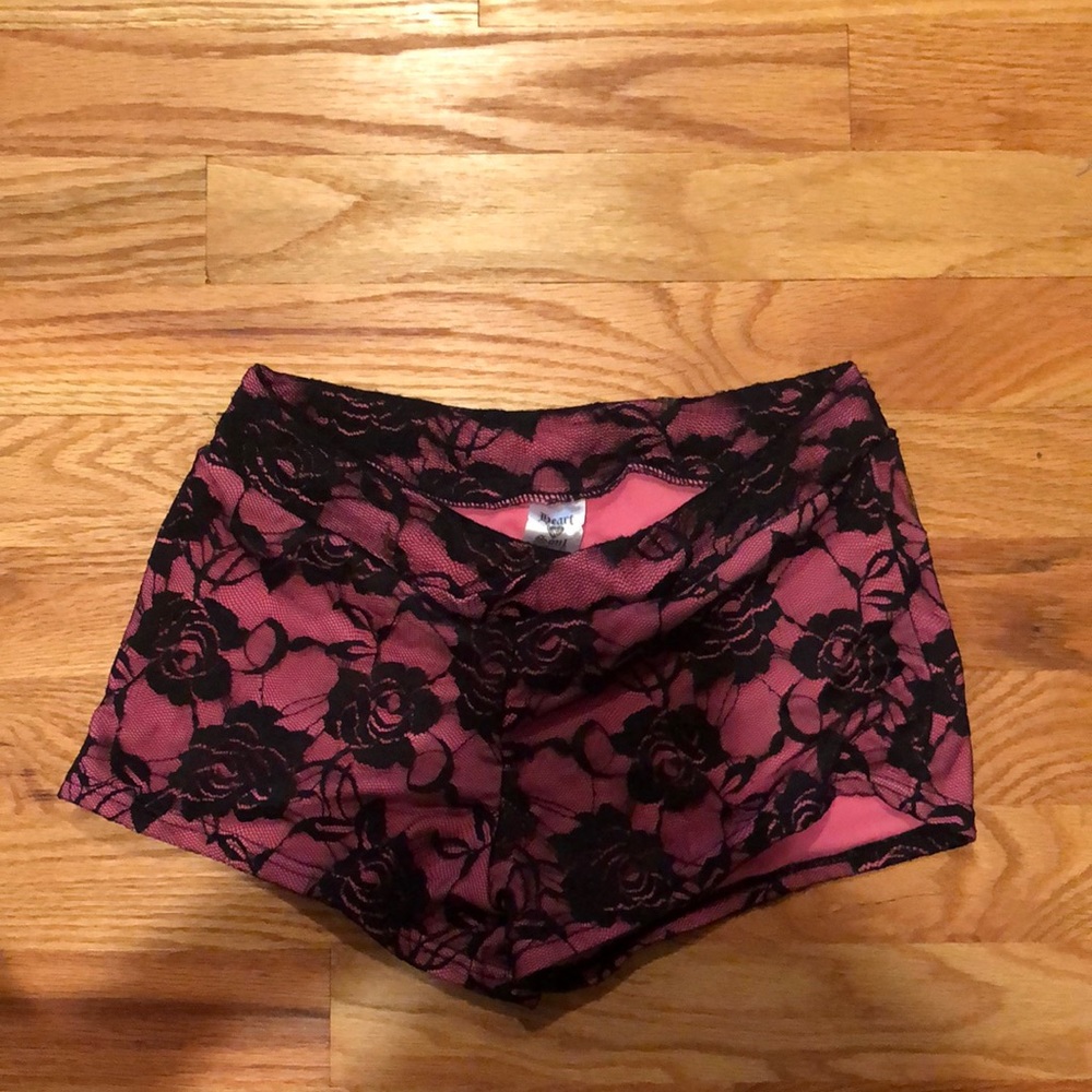 NEW WITHOUT TAGS Women’s dance shorts